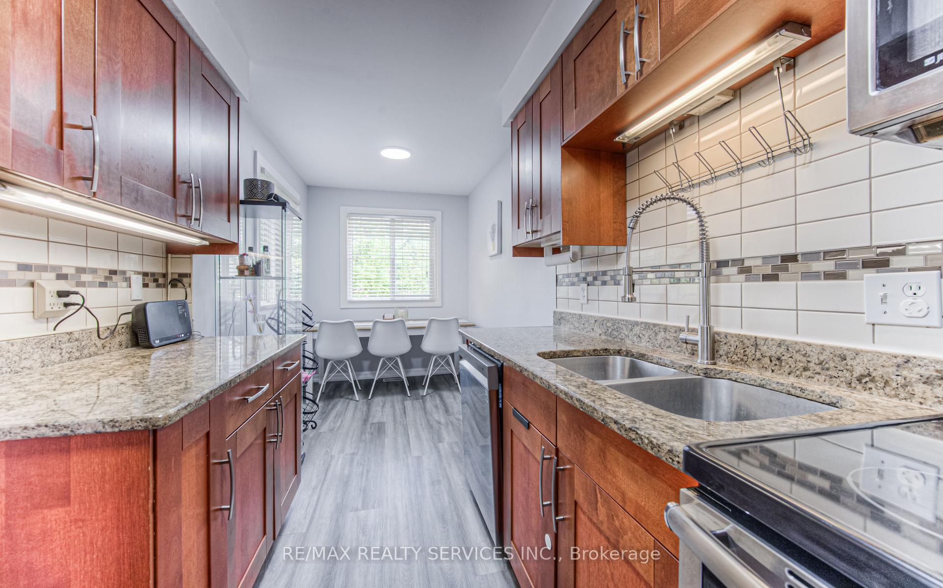 Photo 9 of 582 Drummerhill Crescent NE, Waterloo — HOMEH
