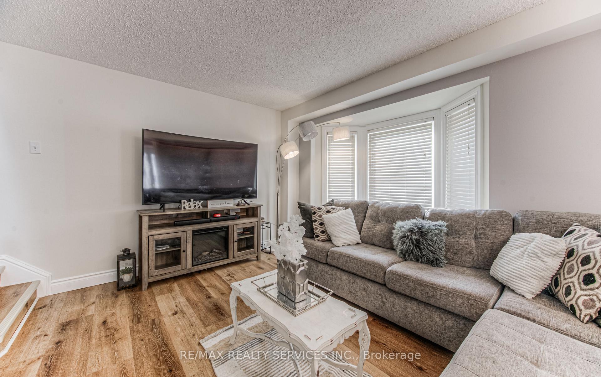 Photo 15 of 582 Drummerhill Crescent NE, Waterloo — HOMEH