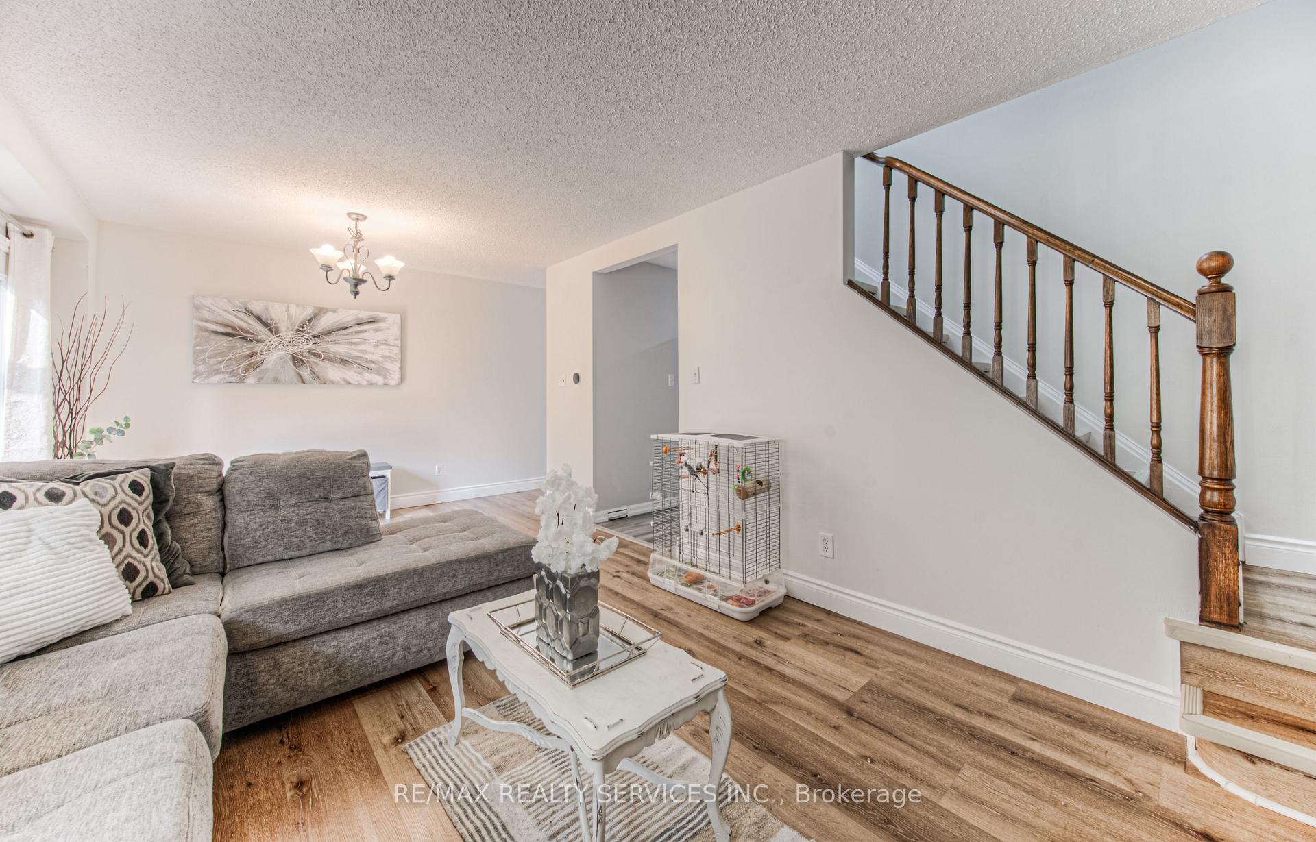 Photo 17 of 582 Drummerhill Crescent NE, Waterloo — HOMEH