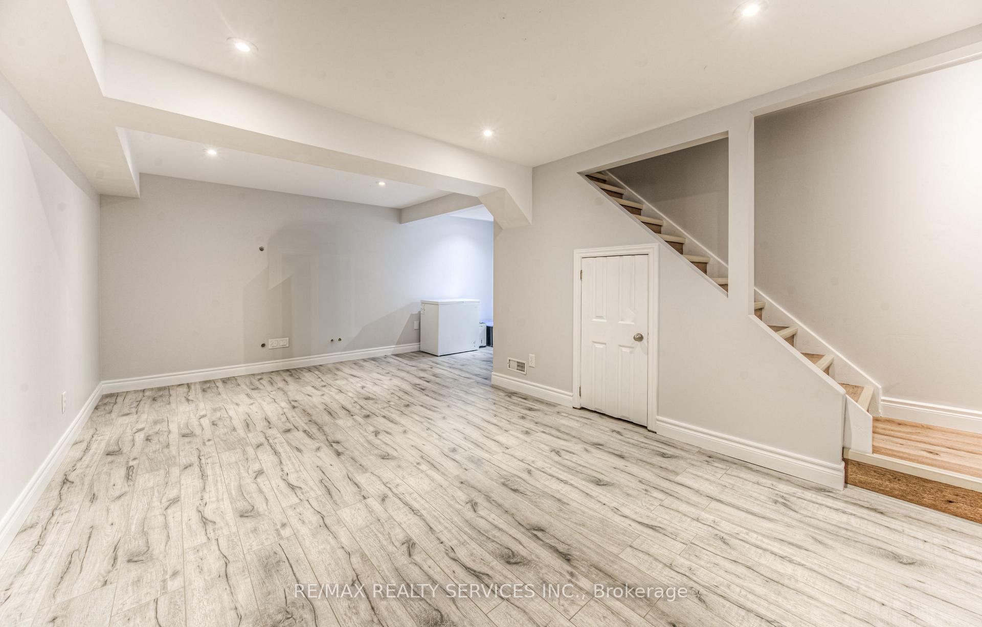 Photo 31 of 582 Drummerhill Crescent NE, Waterloo — HOMEH