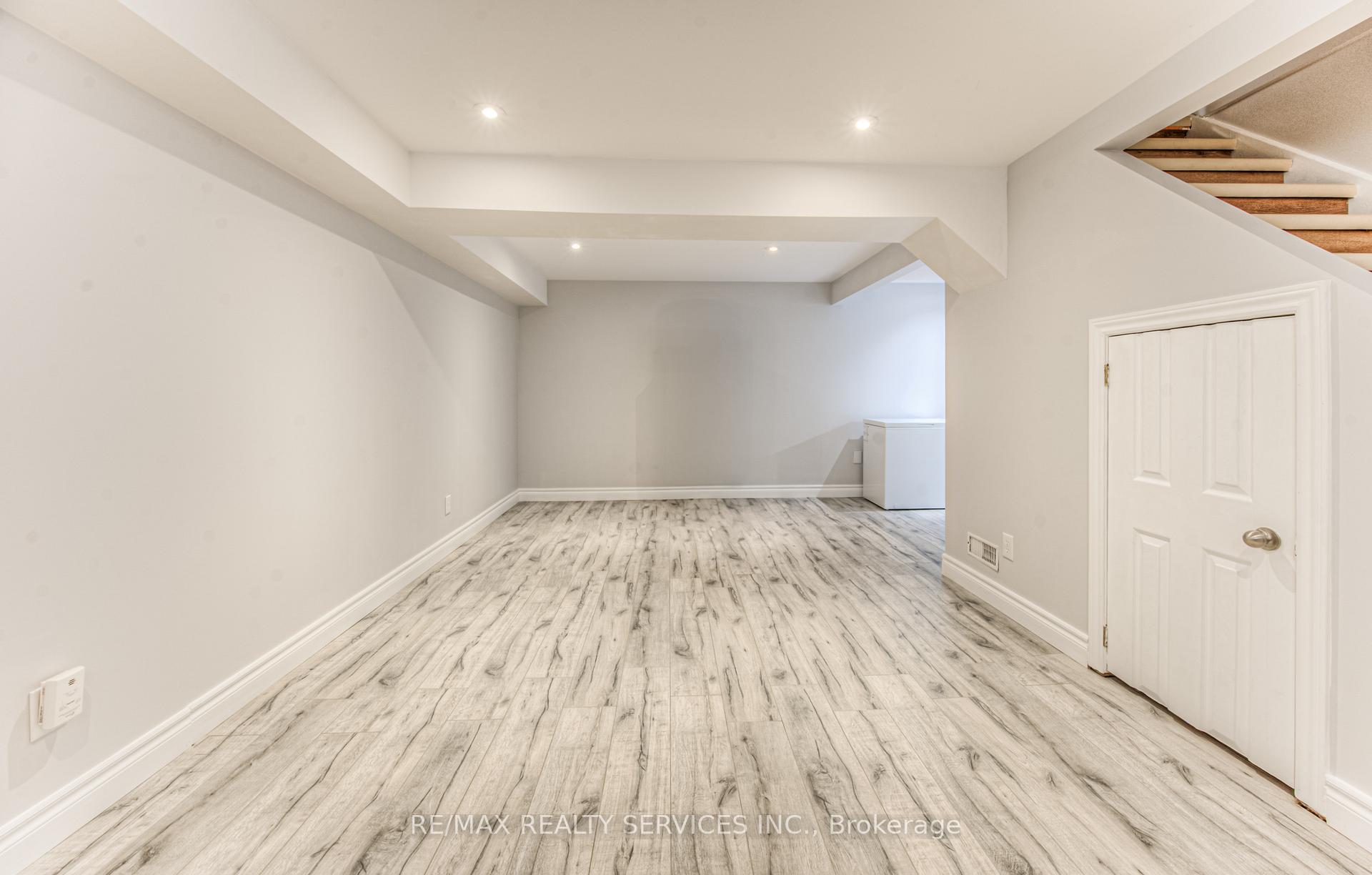 Photo 32 of 582 Drummerhill Crescent NE, Waterloo — HOMEH