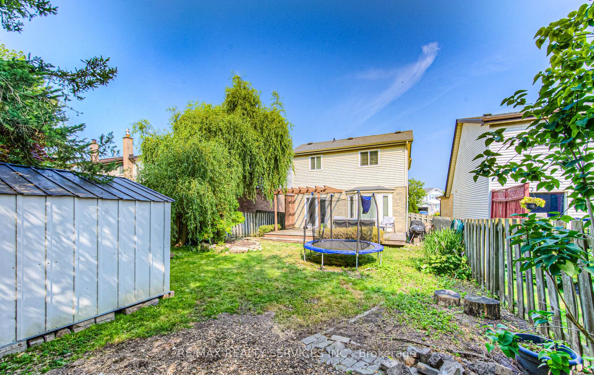 Photo 41 of 582 Drummerhill Crescent NE, Waterloo — HOMEH