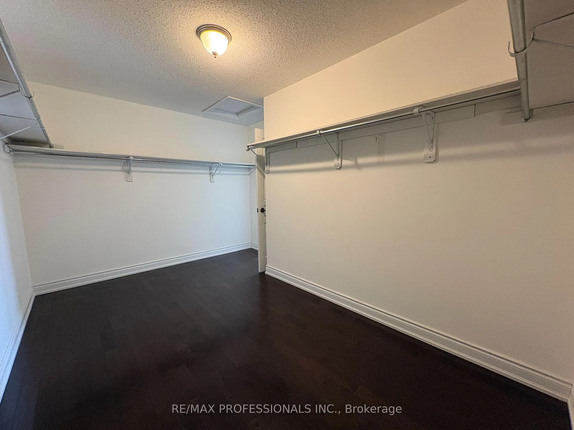Photo 36 of 73 Barletta Drive, Vaughan, Patterson — HOMEH