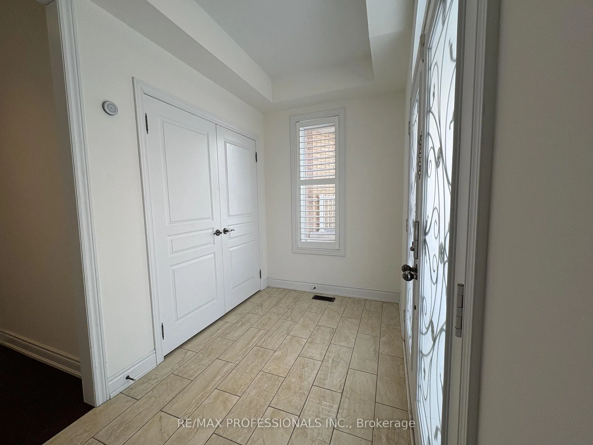 Photo 44 of 73 Barletta Drive, Vaughan, Patterson — HOMEH