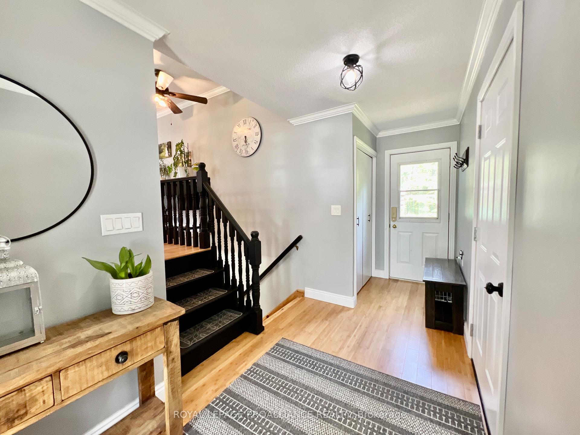 Photo 3 of 2065 Melrose Road, Tyendinaga, Tyendinaga Township — HOMEH