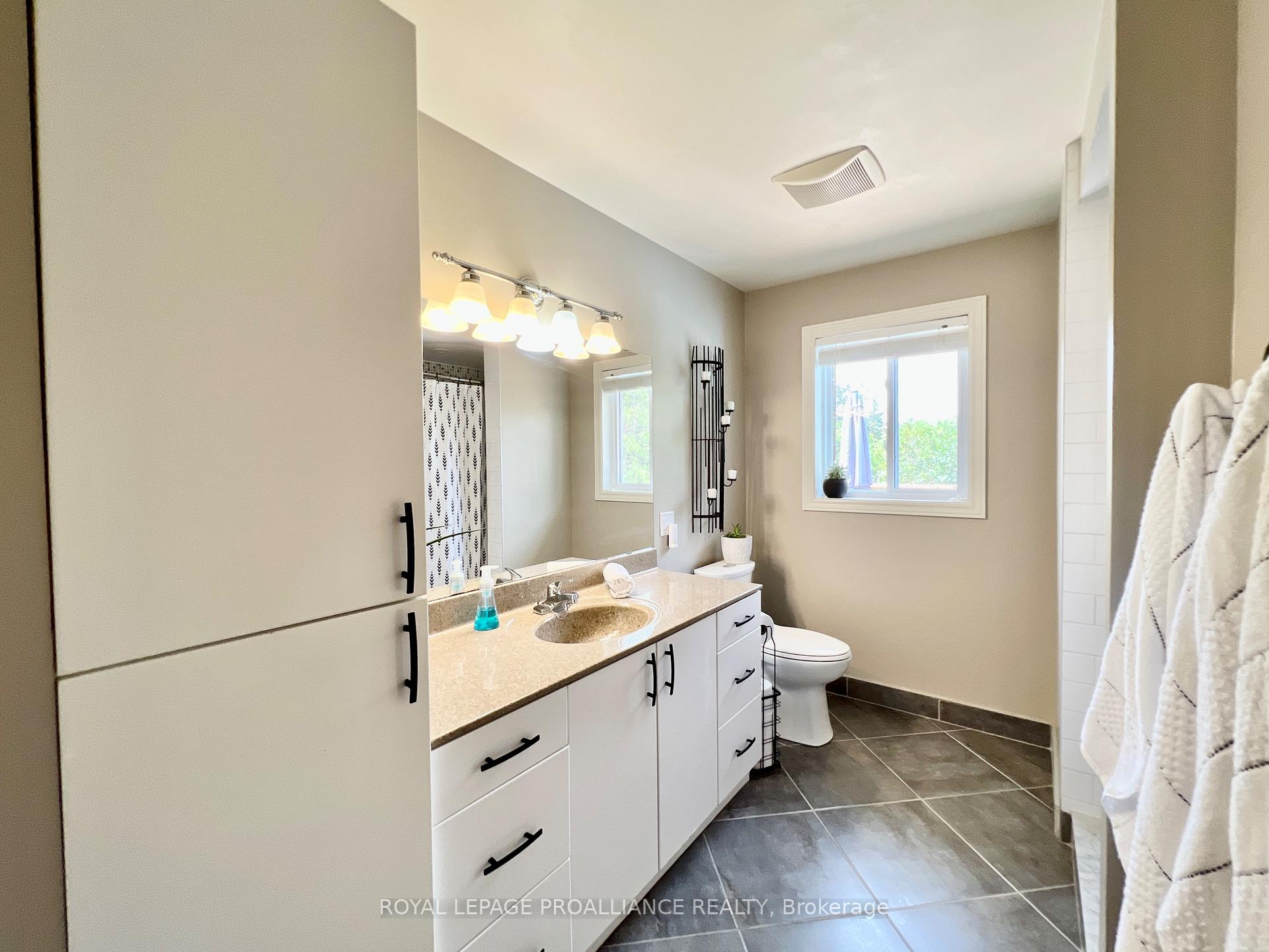 Photo 15 of 2065 Melrose Road, Tyendinaga, Tyendinaga Township — HOMEH