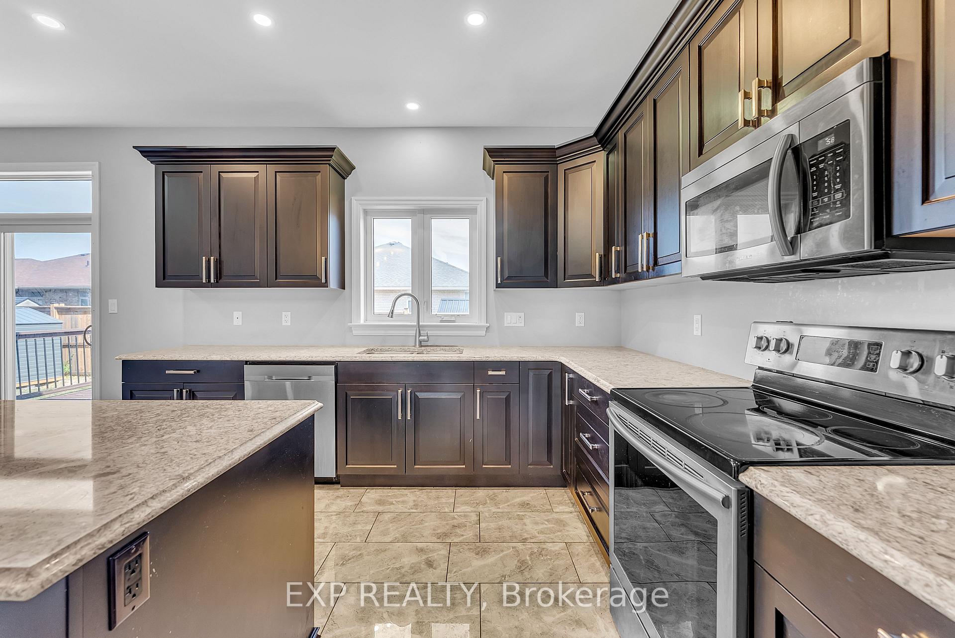 Photo 12 of 15 Bevan Drive, Belleville, Thurlow Ward — HOMEH