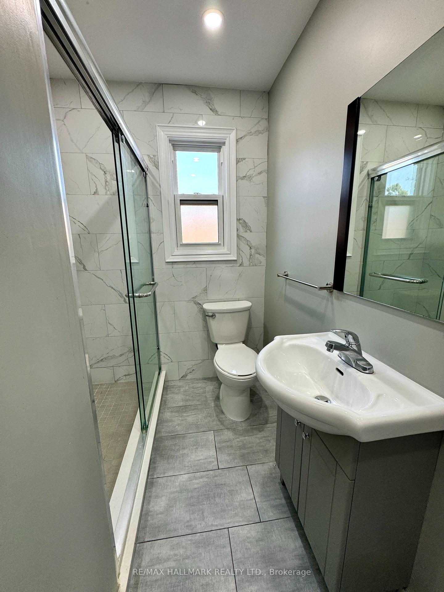 Photo 5 of Unit #2, 20 Holwood Avenue, Toronto, Keelesdale-Eglinton West — HOMEH