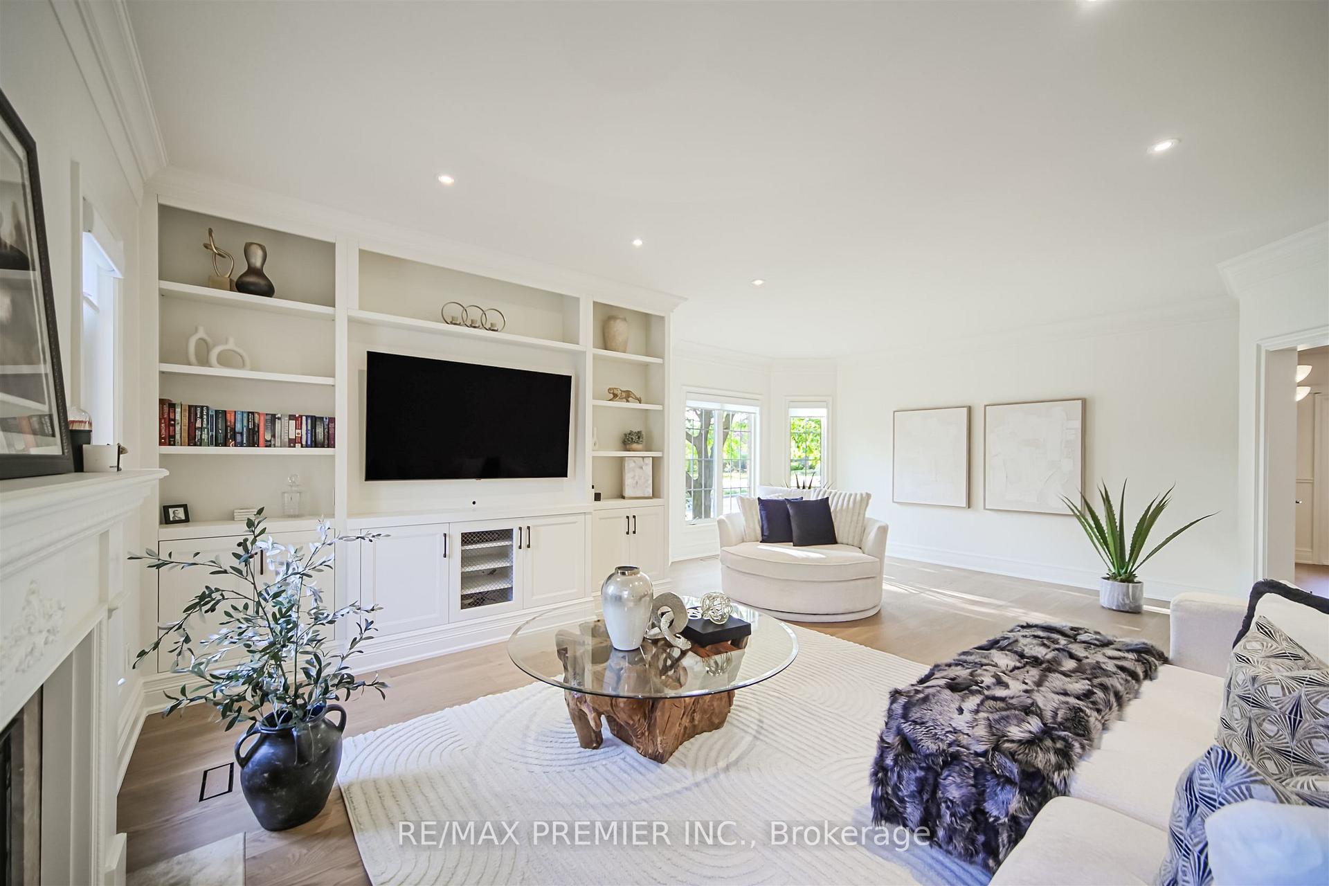 Photo 6 of 115 Southlawn Drive, Vaughan, Islington Woods — HOMEH