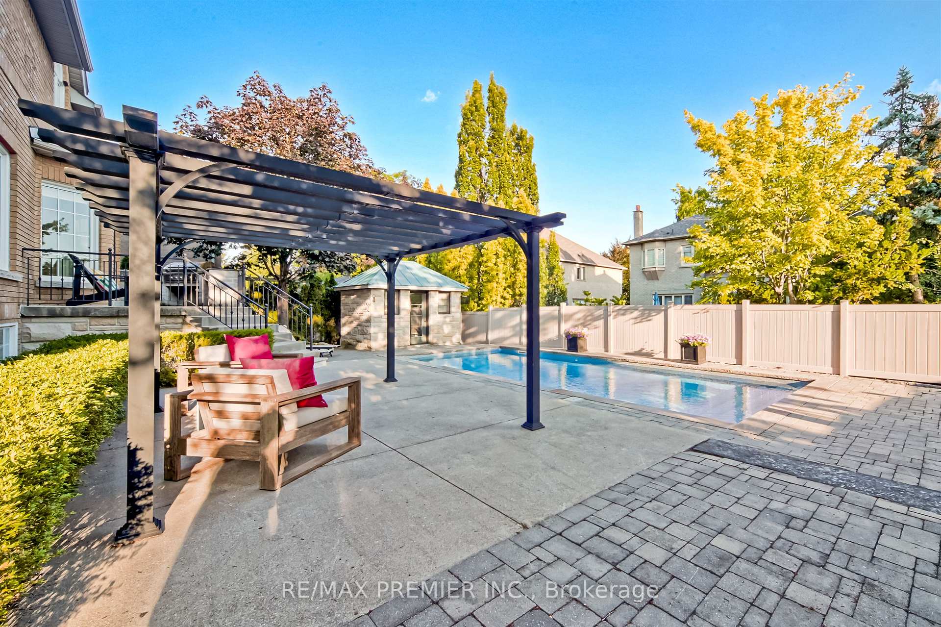 Photo 39 of 115 Southlawn Drive, Vaughan, Islington Woods — HOMEH