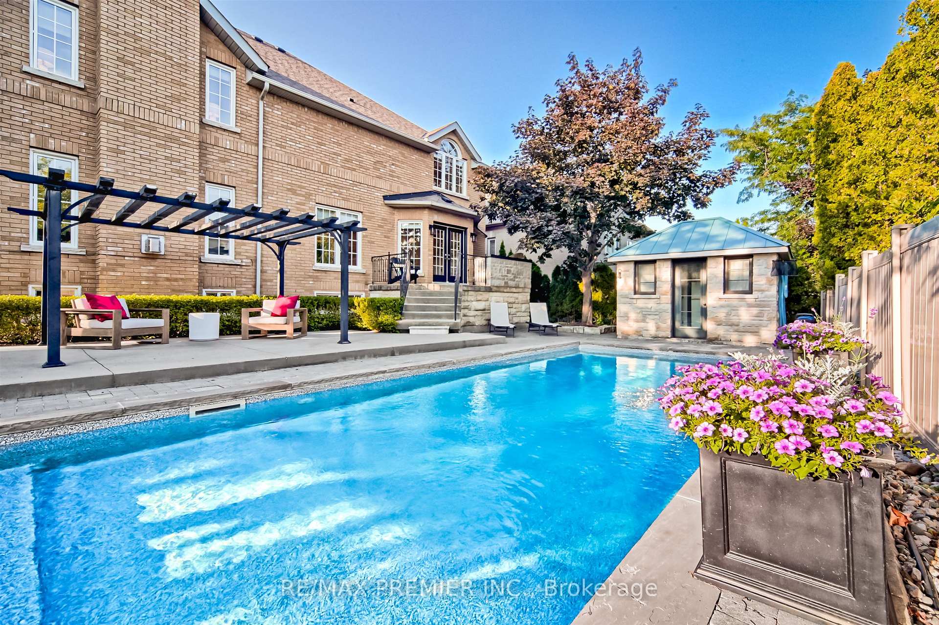 Photo 40 of 115 Southlawn Drive, Vaughan, Islington Woods — HOMEH