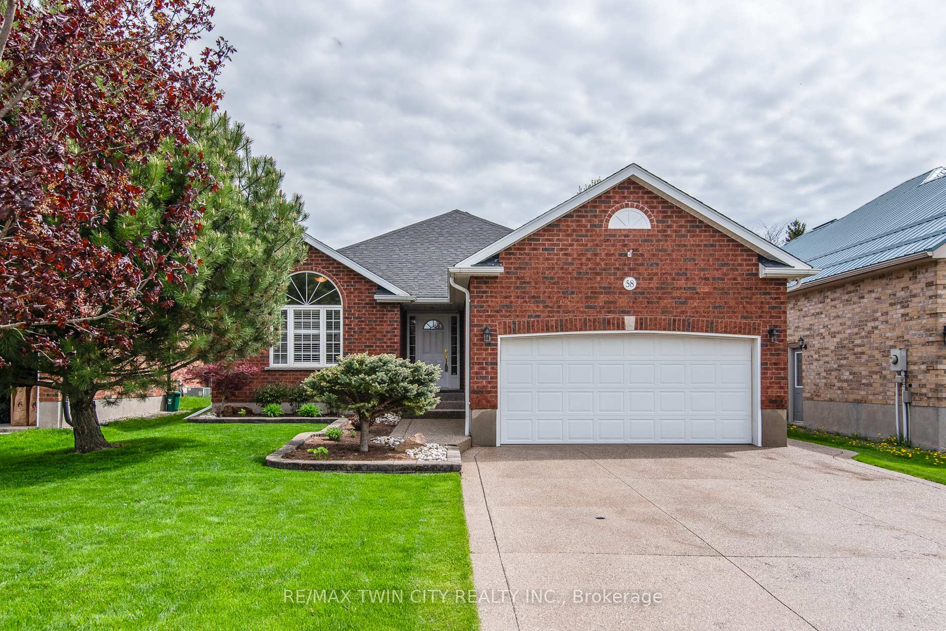 Photo 1 of 58 Zinkann Crescent, Wellesley — HOMEH