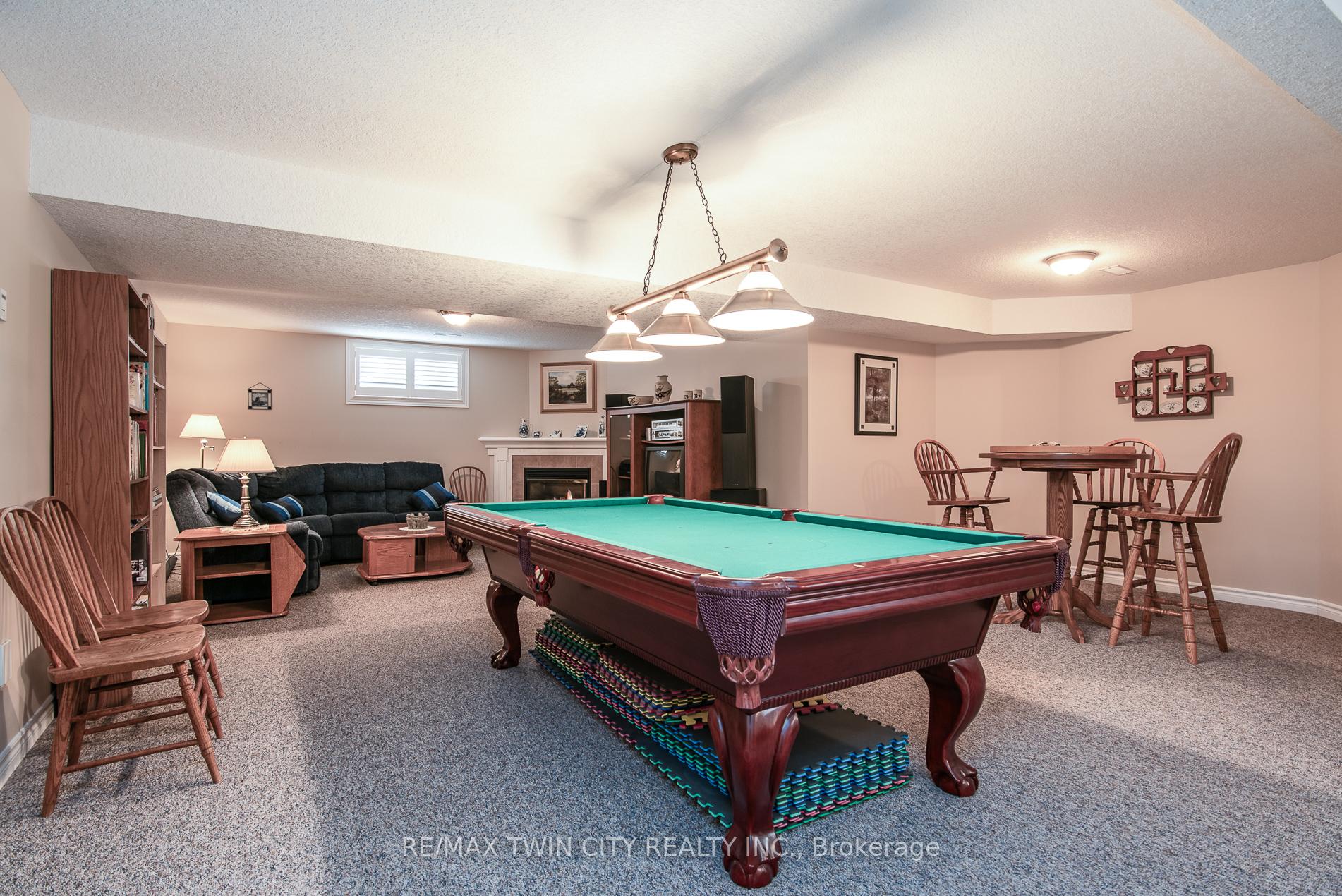 Photo 43 of 58 Zinkann Crescent, Wellesley — HOMEH