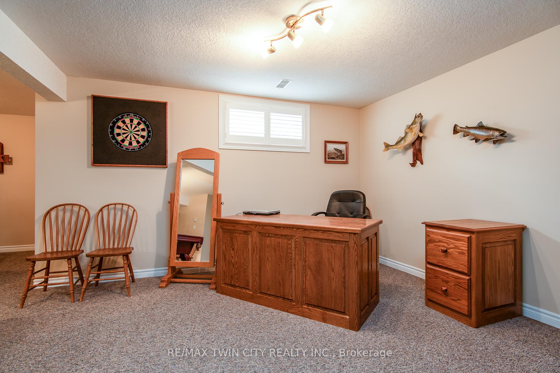 Photo 46 of 58 Zinkann Crescent, Wellesley — HOMEH