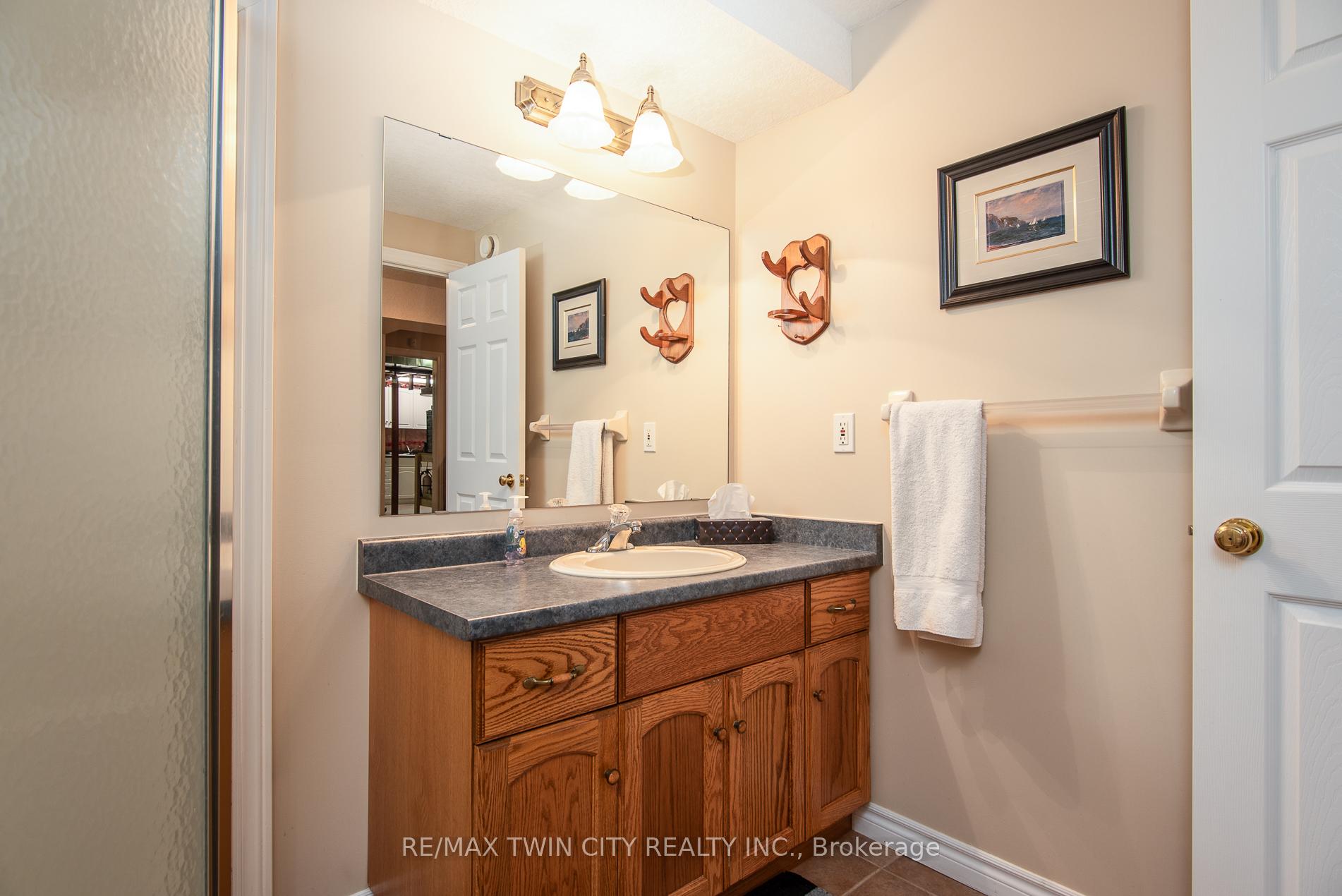 Photo 47 of 58 Zinkann Crescent, Wellesley — HOMEH