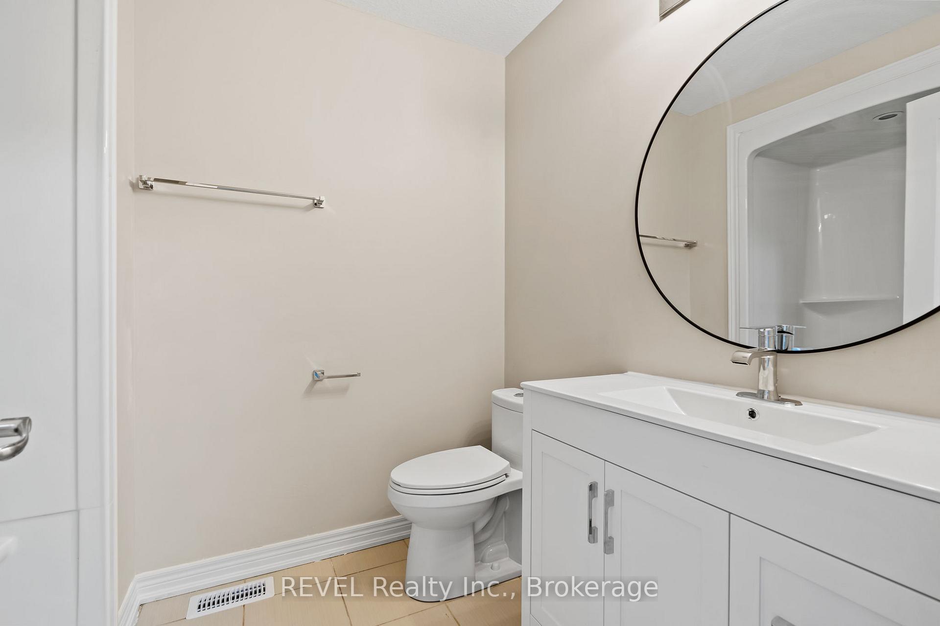 Photo 21 of 124 Roselawn Crescent, Welland, Coyle Creek — HOMEH
