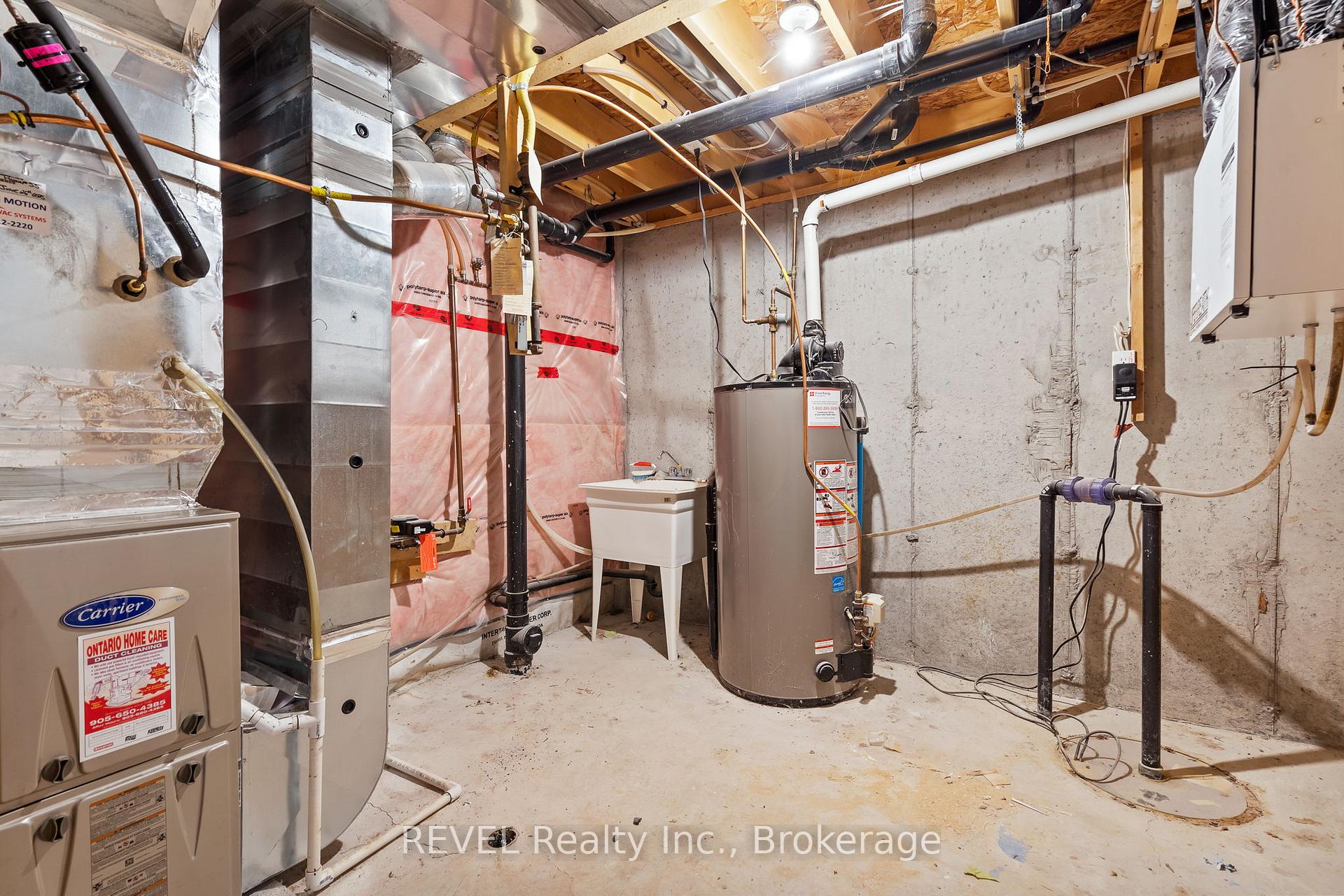 Photo 26 of 124 Roselawn Crescent, Welland, Coyle Creek — HOMEH