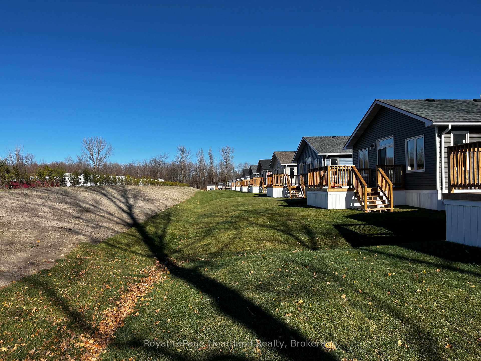Photo 17 of 13 Bluffs View Boulevard, Ashfield-Colborne-Wawanosh, Colborne — HOMEH