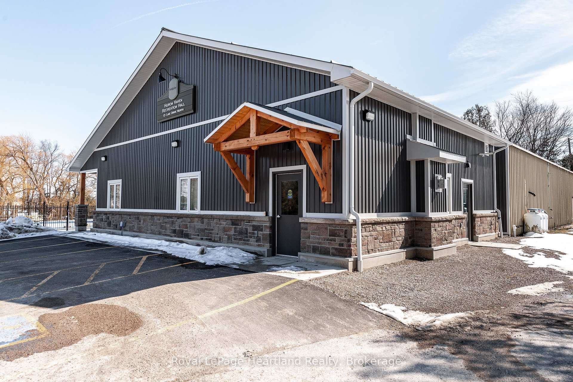 Photo 22 of 13 Bluffs View Boulevard, Ashfield-Colborne-Wawanosh, Colborne — HOMEH