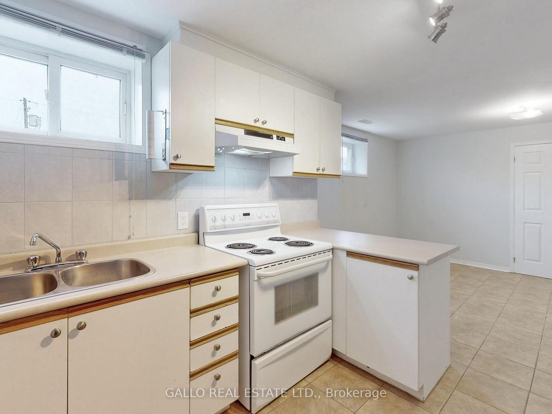 Photo 15 of 40 Ash Street, Uxbridge — HOMEH