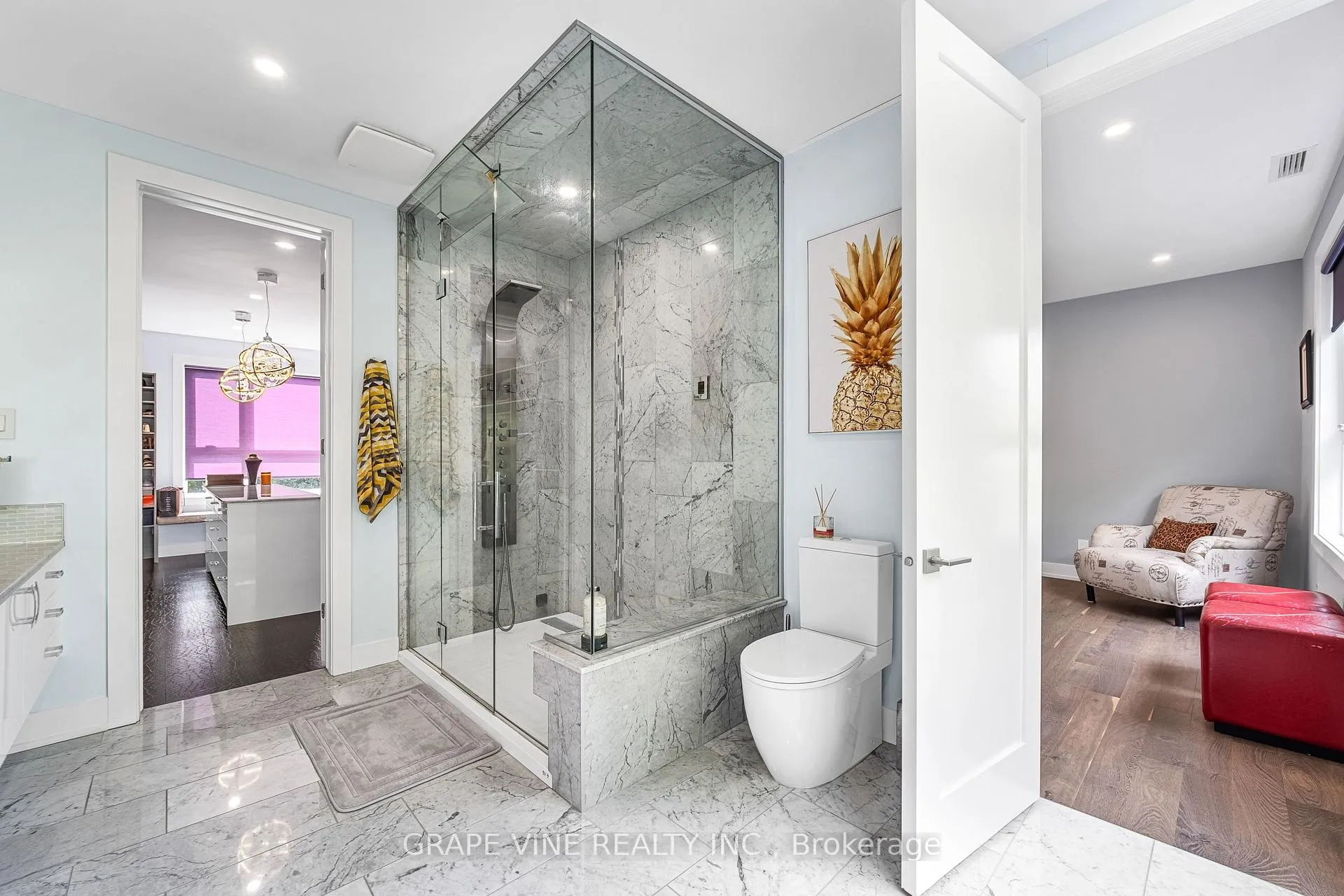 Photo 30 of 315 Crestview Road, Ottawa, Alta Vista/Faircrest Heights — HOMEH