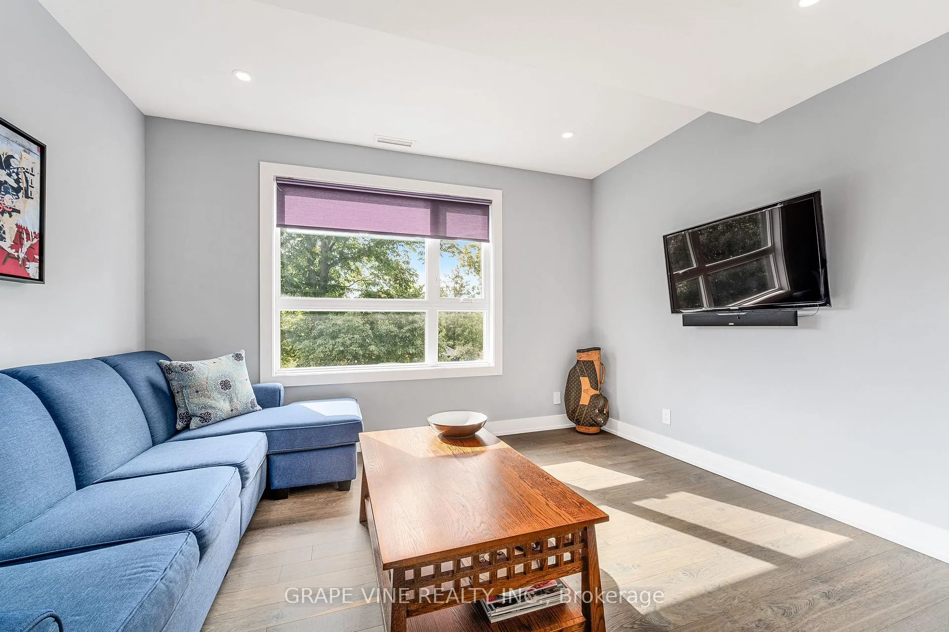 Photo 32 of 315 Crestview Road, Ottawa, Alta Vista/Faircrest Heights — HOMEH