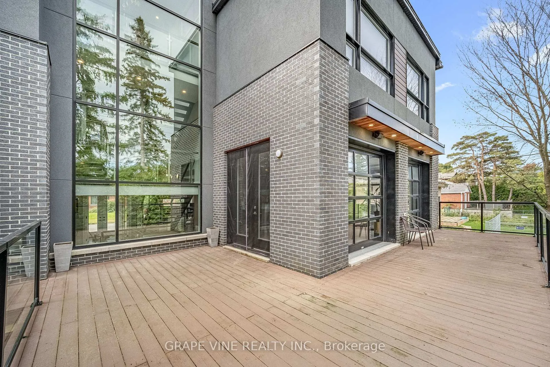 Photo 45 of 315 Crestview Road, Ottawa, Alta Vista/Faircrest Heights — HOMEH