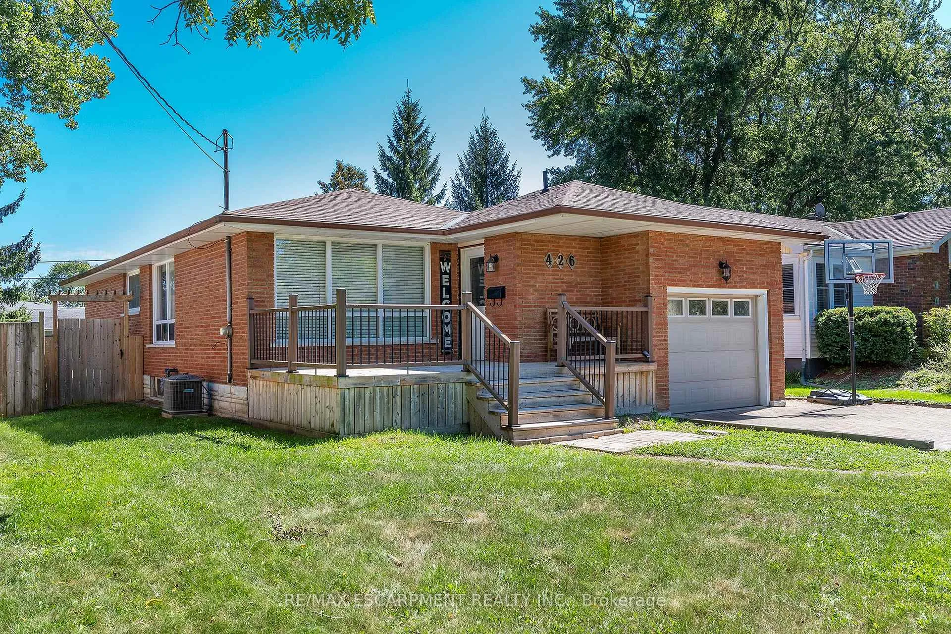 Photo 1 of 426 Clare Avenue, Welland, N. Welland — HOMEH