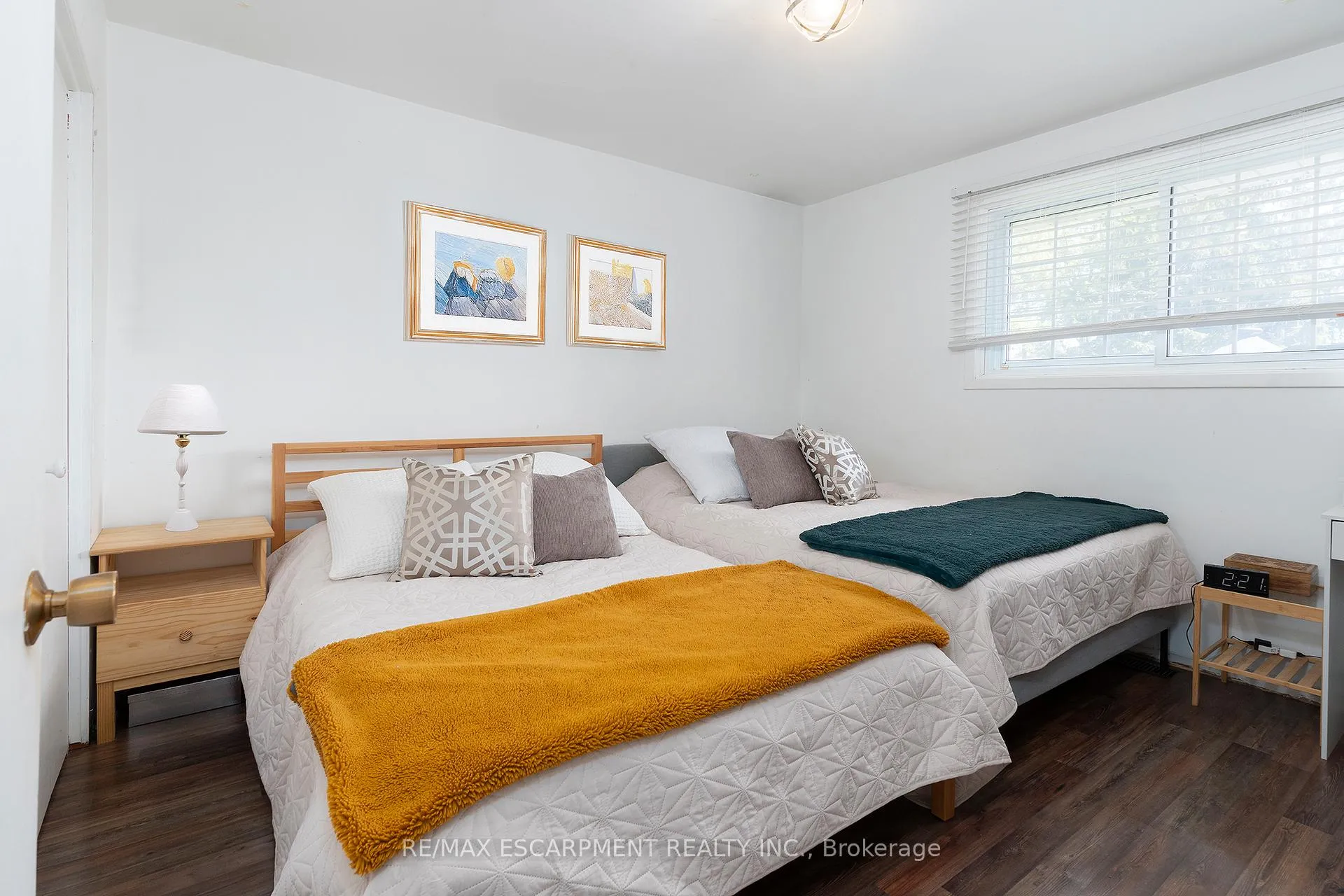 Photo 8 of 426 Clare Avenue, Welland, N. Welland — HOMEH