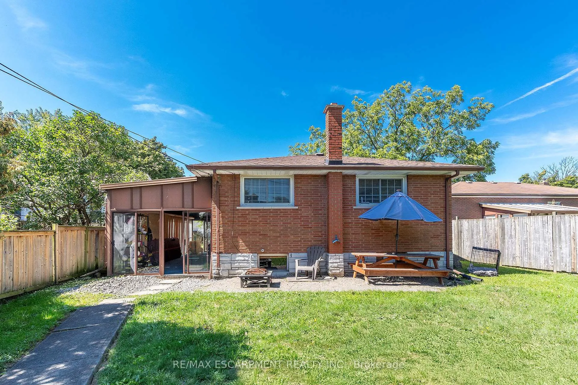 Photo 20 of 426 Clare Avenue, Welland, N. Welland — HOMEH