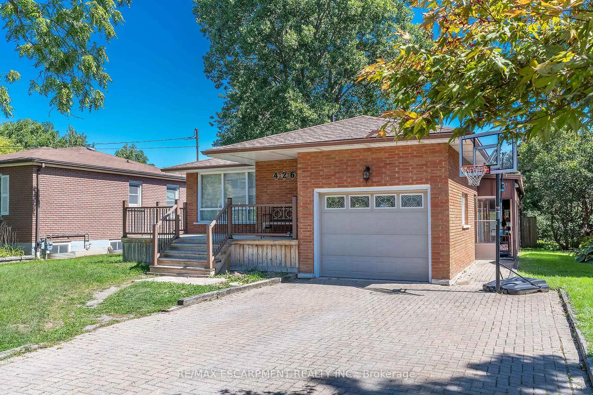 Photo 22 of 426 Clare Avenue, Welland, N. Welland — HOMEH
