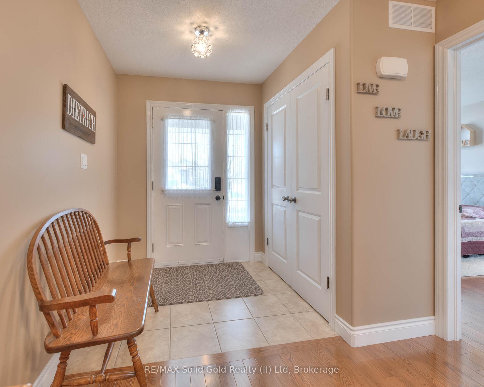 Photo 3 of 139 Gerber Meadows Drive, Wellesley — HOMEH