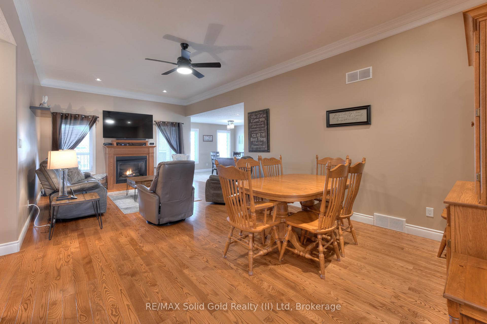 Photo 6 of 139 Gerber Meadows Drive, Wellesley — HOMEH