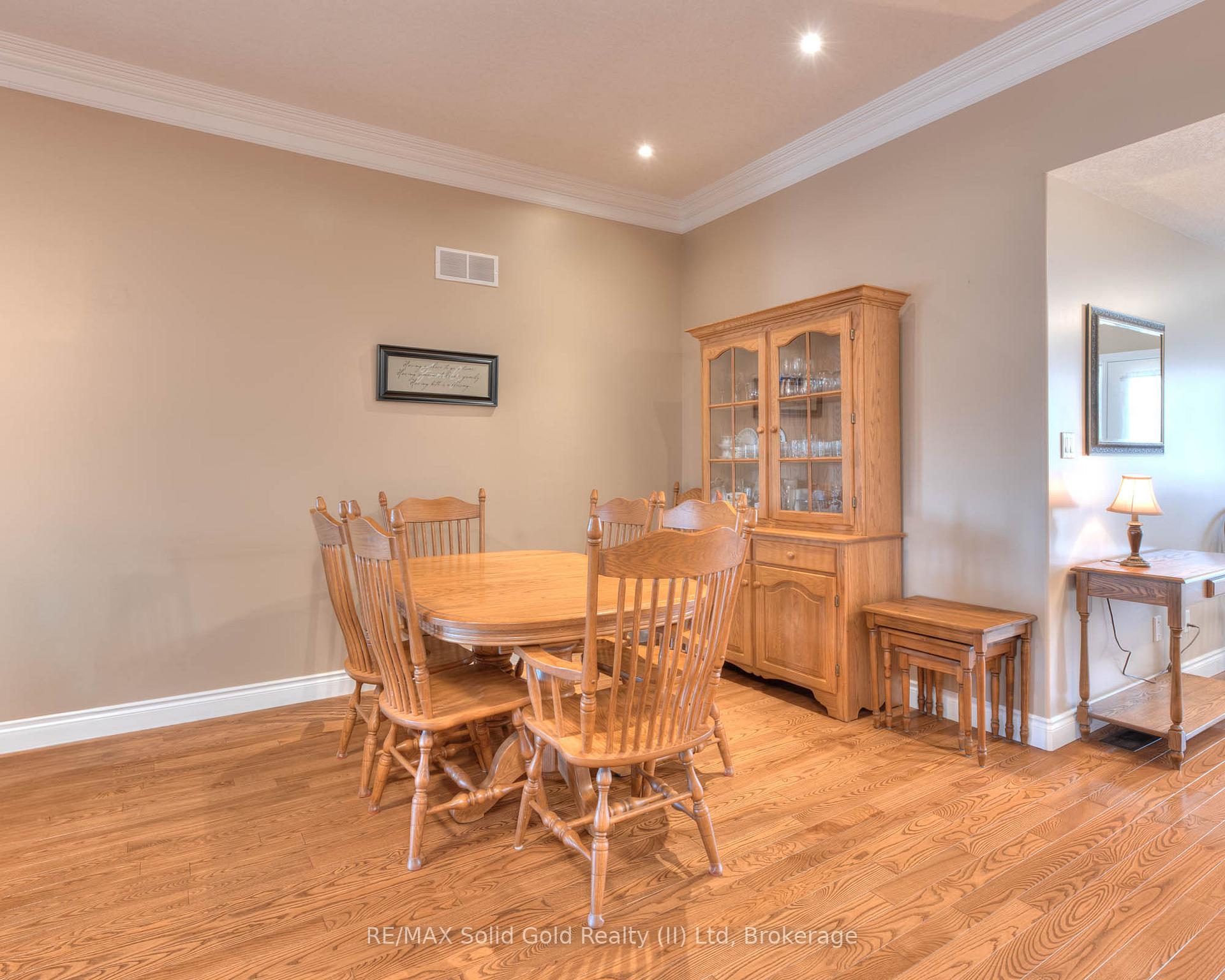 Photo 7 of 139 Gerber Meadows Drive, Wellesley — HOMEH