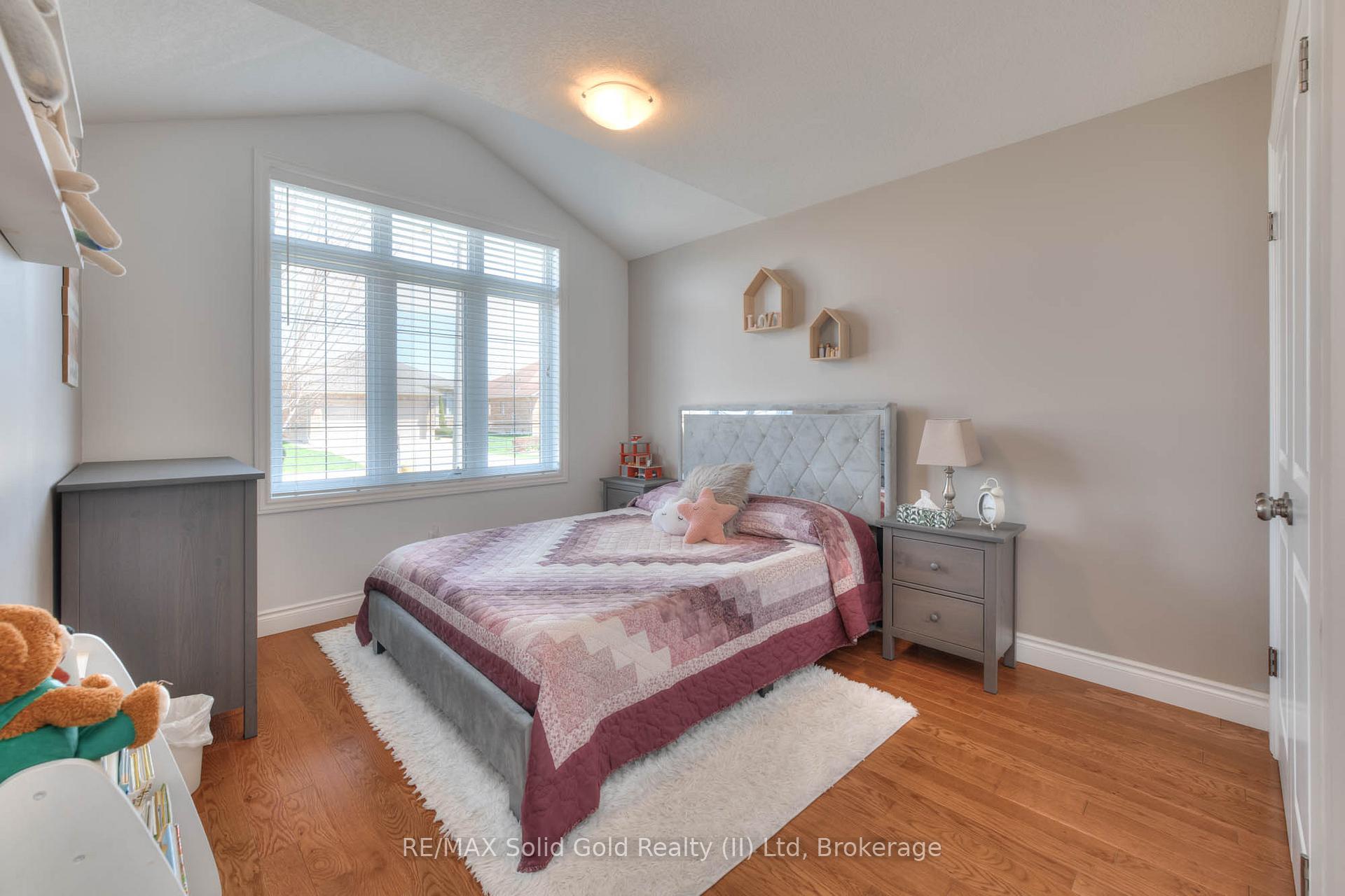 Photo 23 of 139 Gerber Meadows Drive, Wellesley — HOMEH