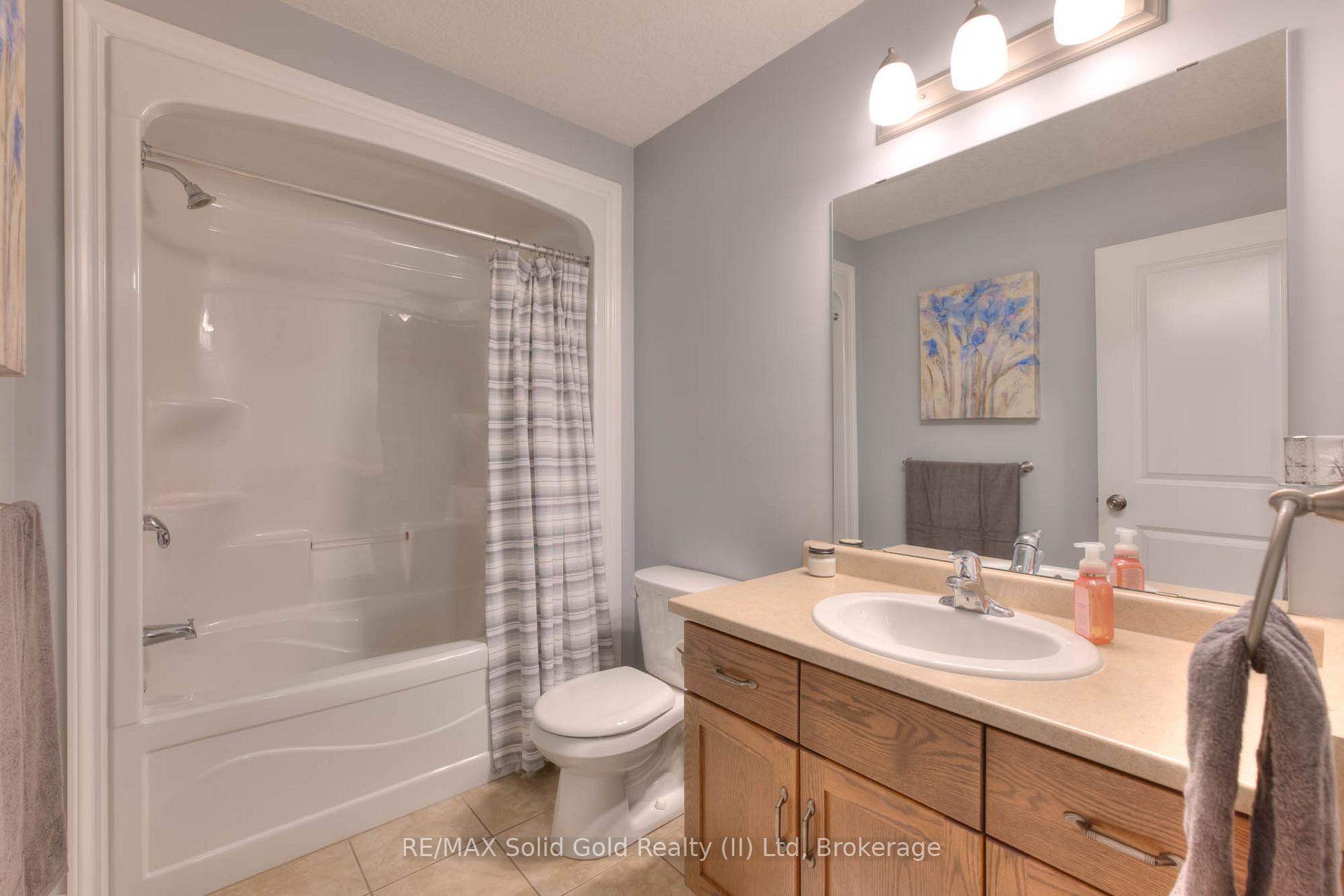 Photo 24 of 139 Gerber Meadows Drive, Wellesley — HOMEH