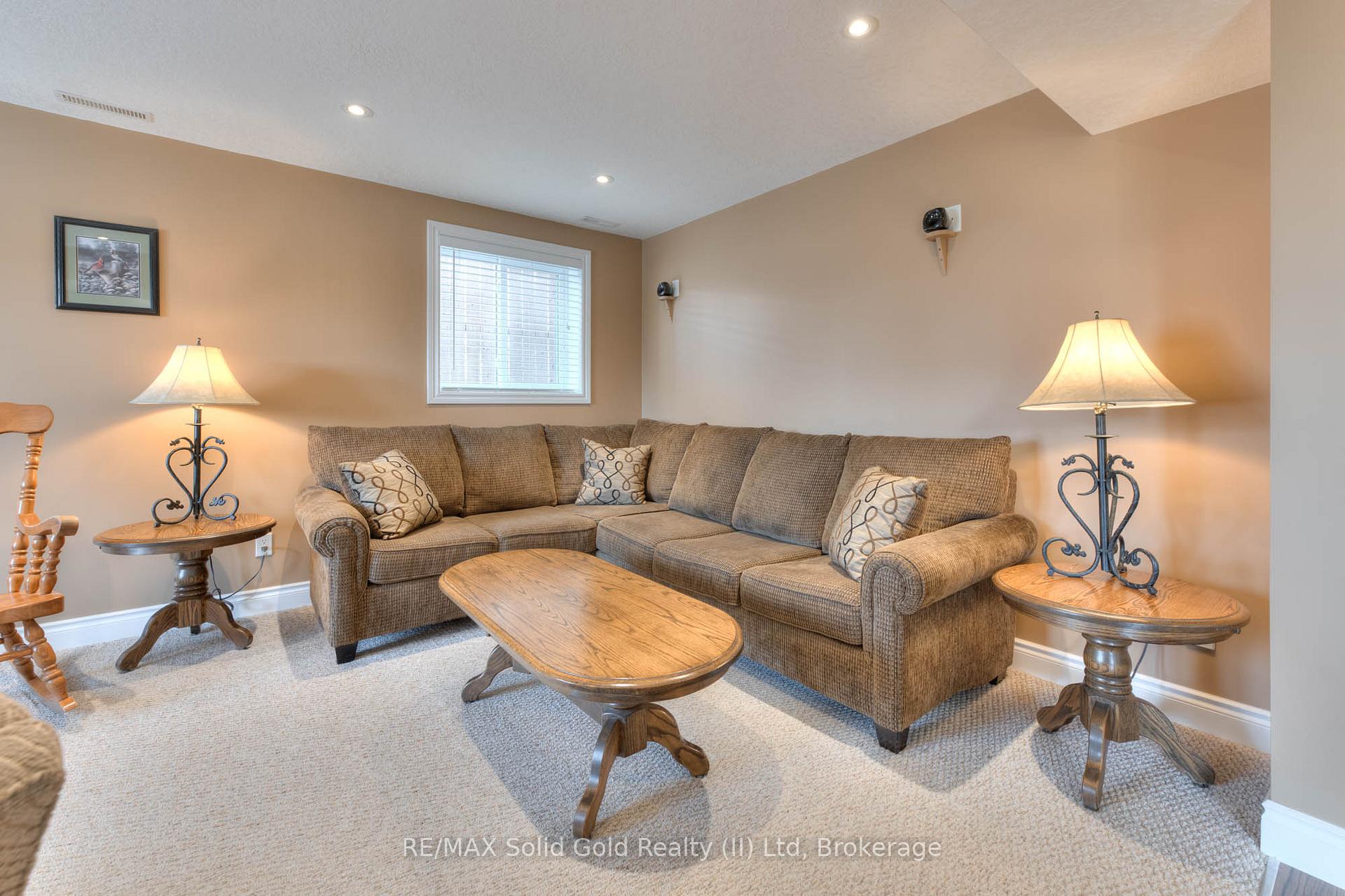 Photo 29 of 139 Gerber Meadows Drive, Wellesley — HOMEH