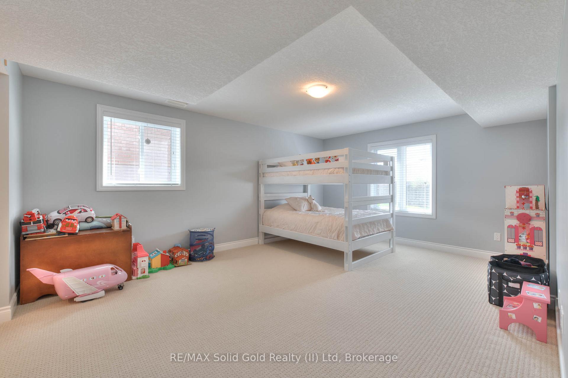 Photo 34 of 139 Gerber Meadows Drive, Wellesley — HOMEH