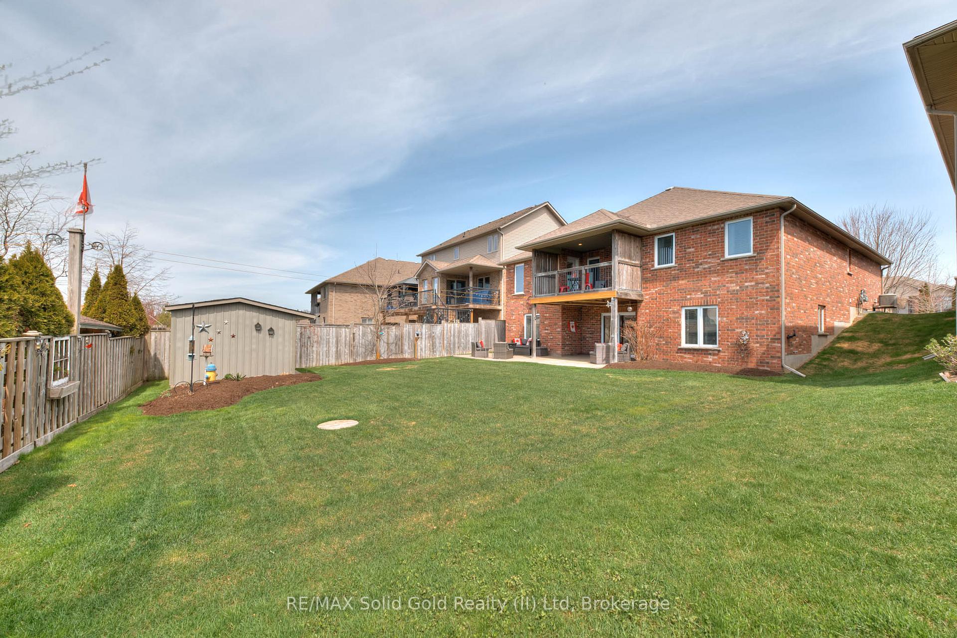 Photo 38 of 139 Gerber Meadows Drive, Wellesley — HOMEH