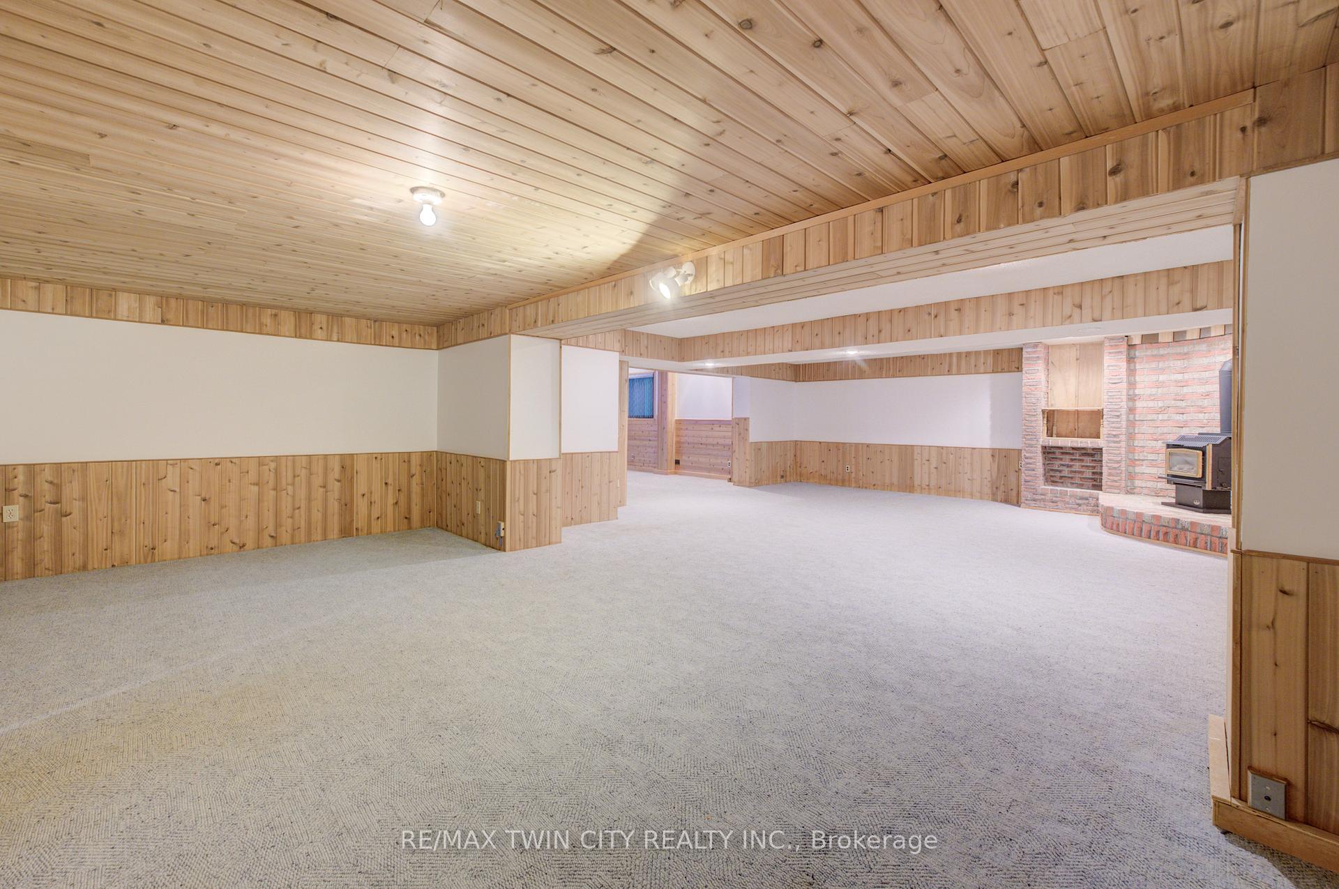 Photo 39 of 391 Northlake Drive, Waterloo — HOMEH