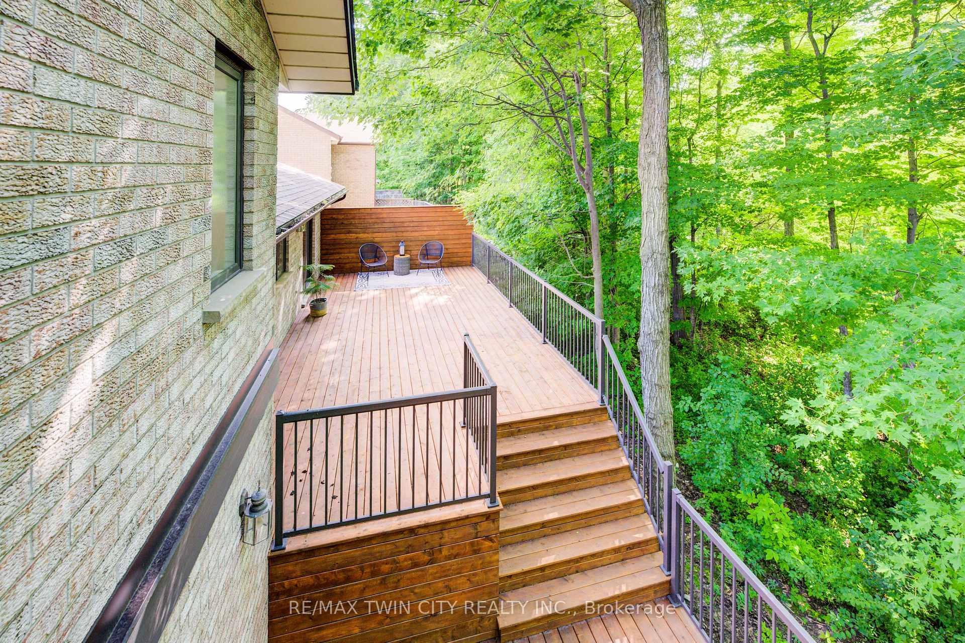 Photo 46 of 391 Northlake Drive, Waterloo — HOMEH
