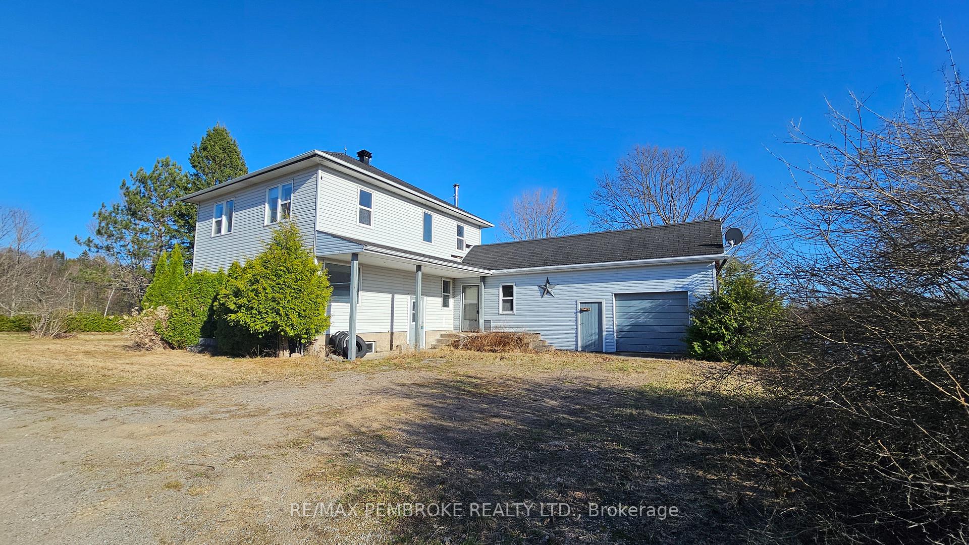 Photo 2 of 5797 Opeongo Road W, Bonnechere Valley, Eganville/Bonnechere Twp — HOMEH