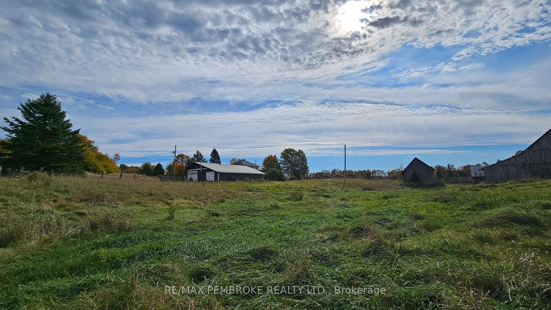 Photo 35 of 5797 Opeongo Road W, Bonnechere Valley, Eganville/Bonnechere Twp — HOMEH