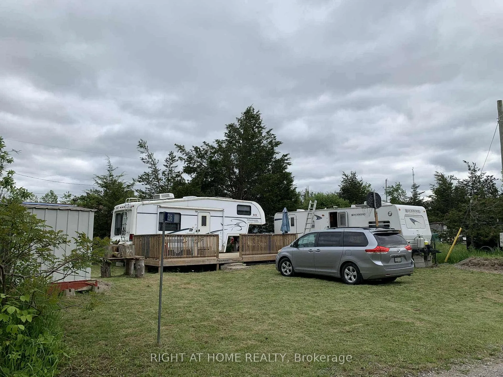 Photo 1 of 236 Apple Trail, Kitchener, Rosenburg — HOMEH