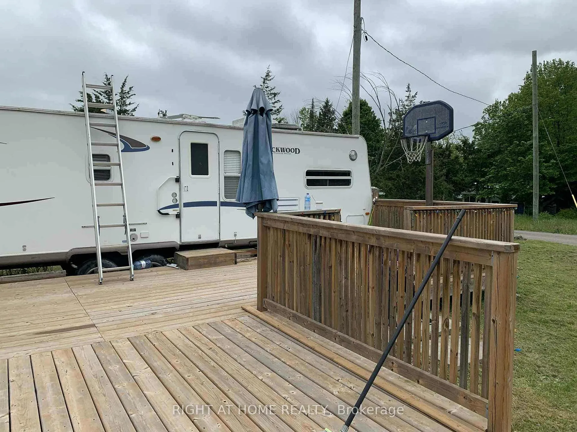 Photo 6 of 236 Apple Trail, Kitchener, Rosenburg — HOMEH