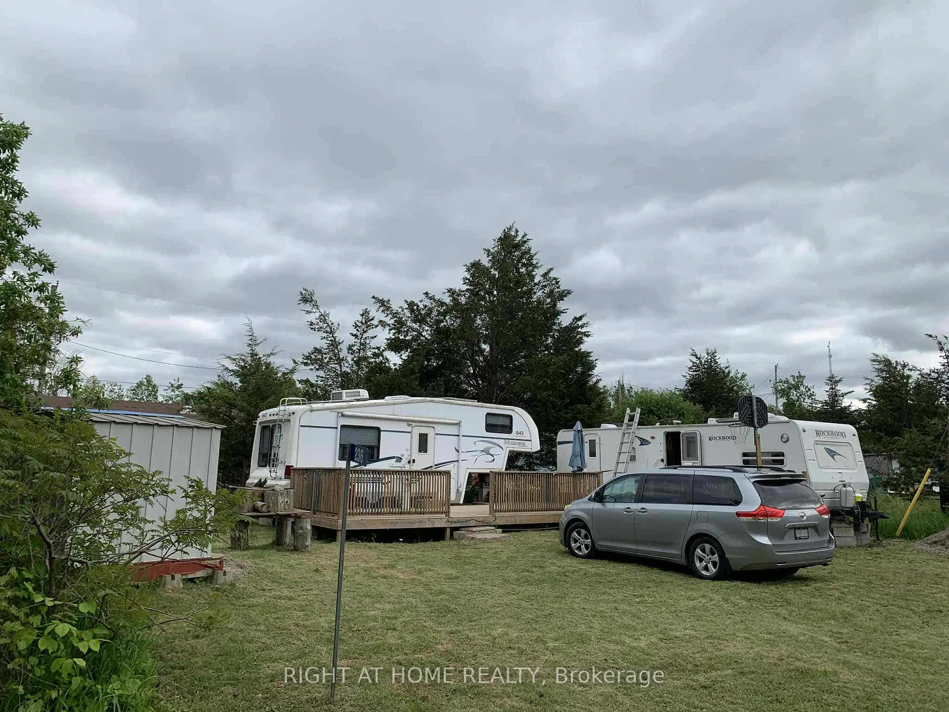 Photo 7 of 236 Apple Trail, Kitchener, Rosenburg — HOMEH