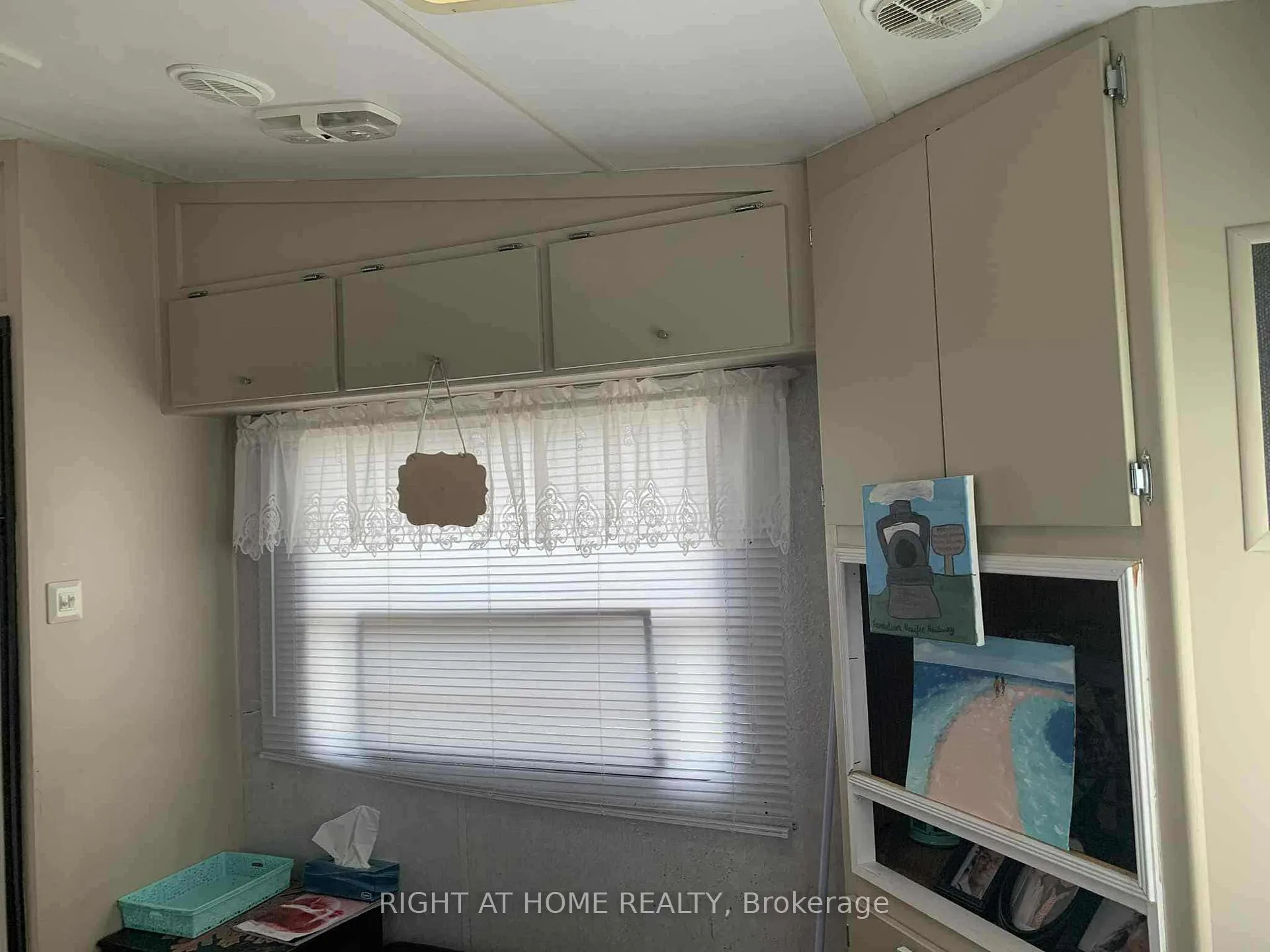 Photo 21 of 236 Apple Trail, Kitchener, Rosenburg — HOMEH