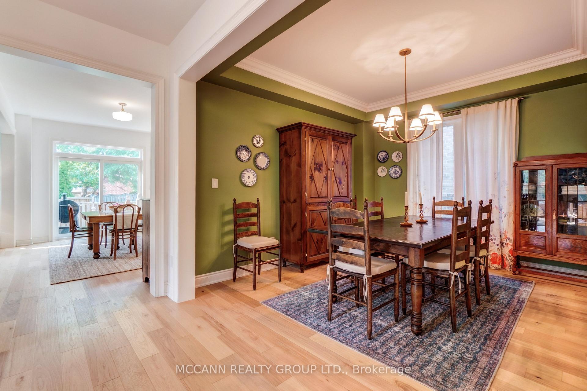 Photo 8 of 15 Low Boulevard, Uxbridge — HOMEH