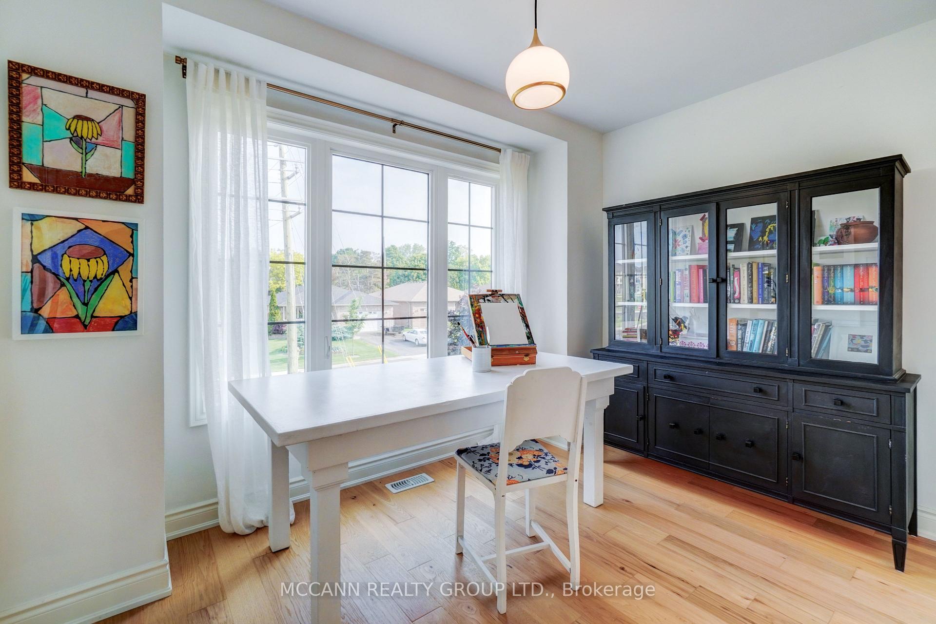 Photo 29 of 15 Low Boulevard, Uxbridge — HOMEH