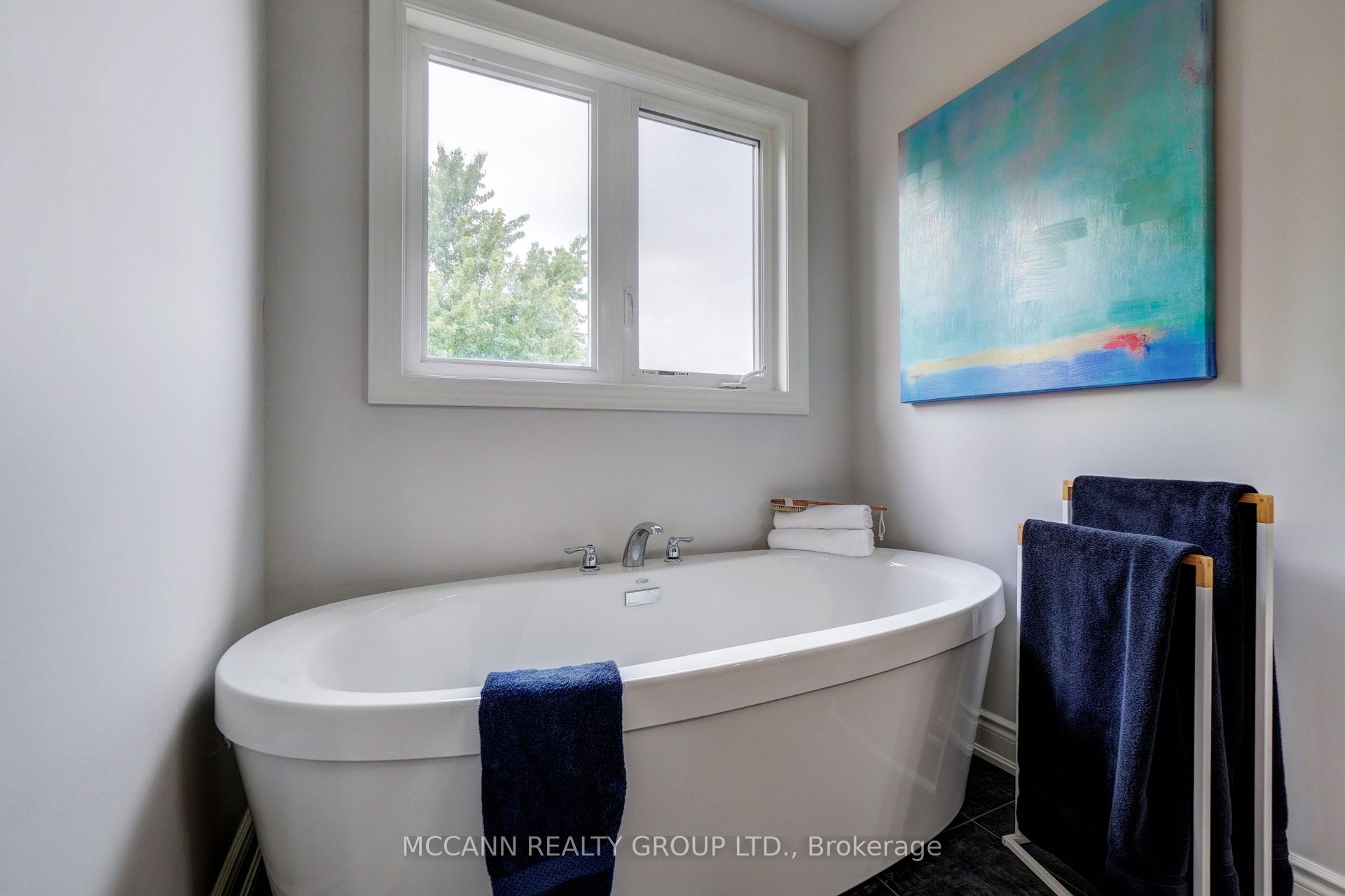Photo 34 of 15 Low Boulevard, Uxbridge — HOMEH